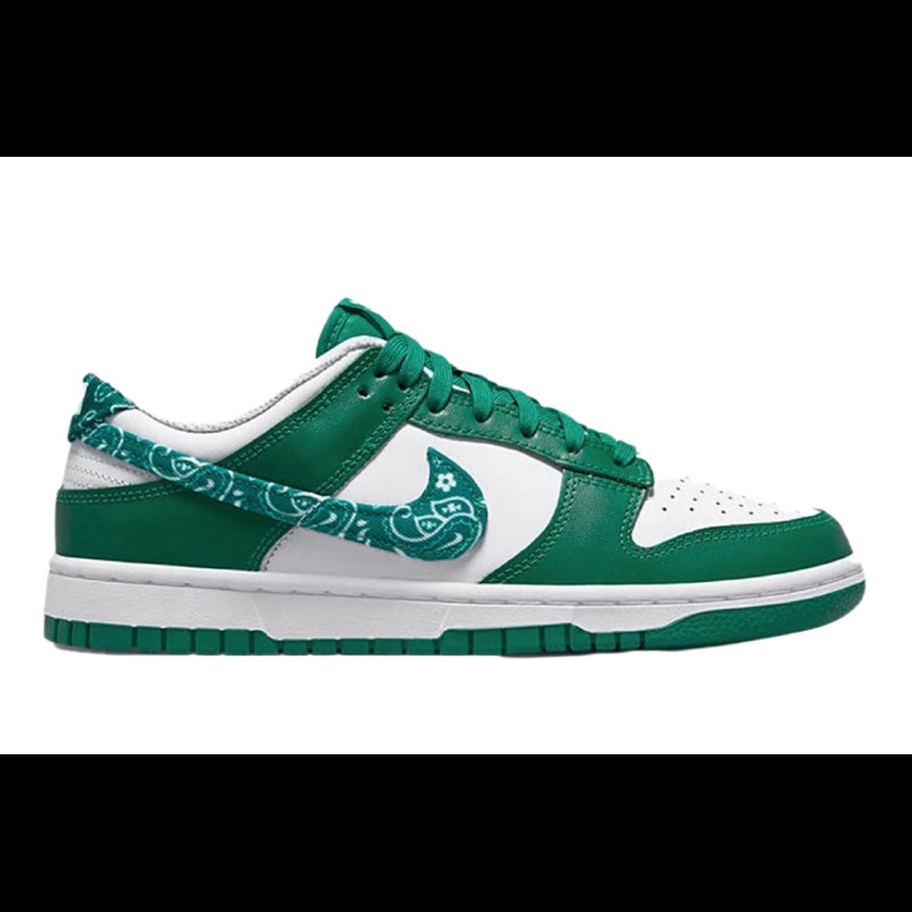 Nike dunk low green with bandana swoosh NWT UNISEX